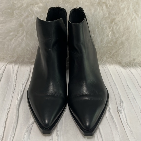 Vince Camuto Booties Size 8.5 - Picture 2 of 5